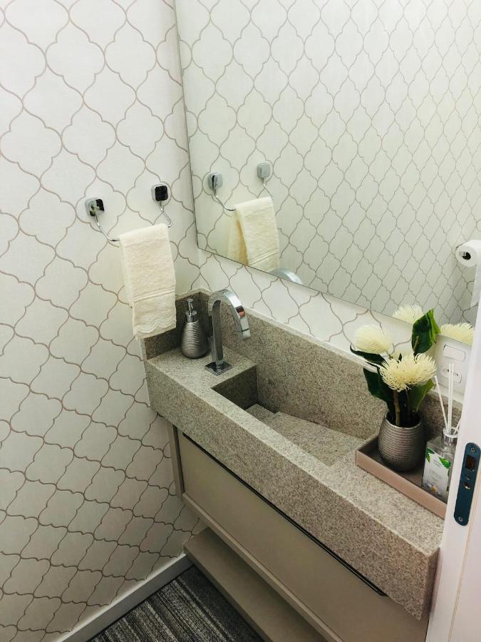 Sobrado Luxo A 600 Metros Da Apartamento